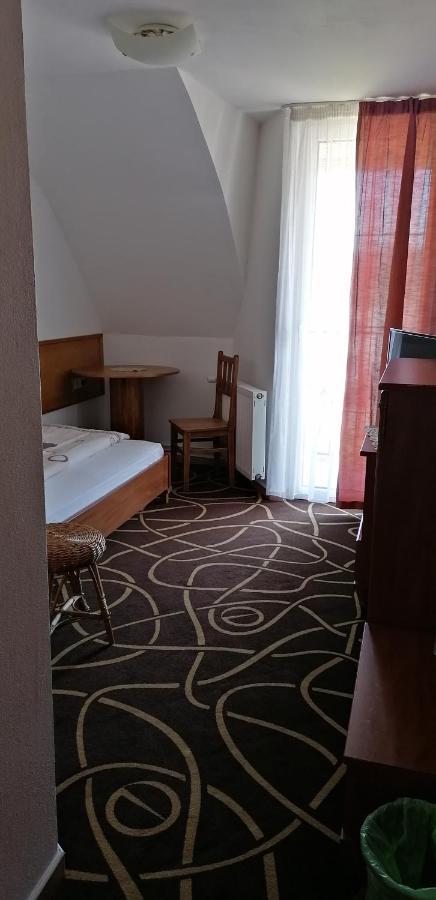 Pension Magnolia Trenčín Exterior foto