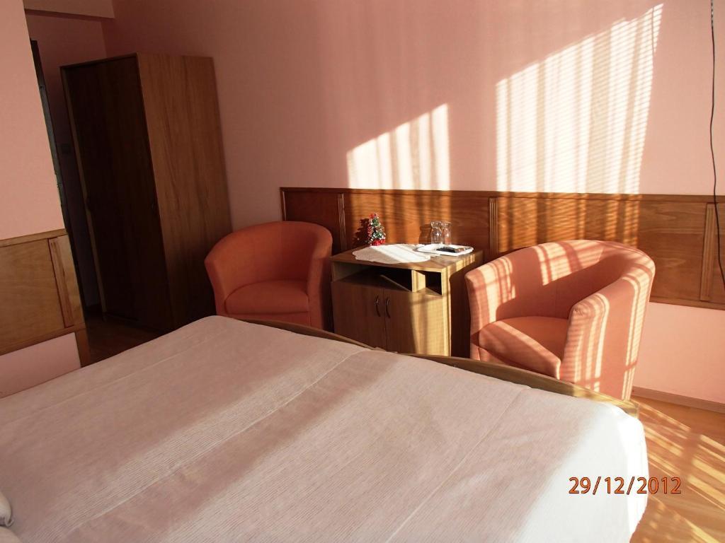 Pension Magnolia Trenčín Exterior foto